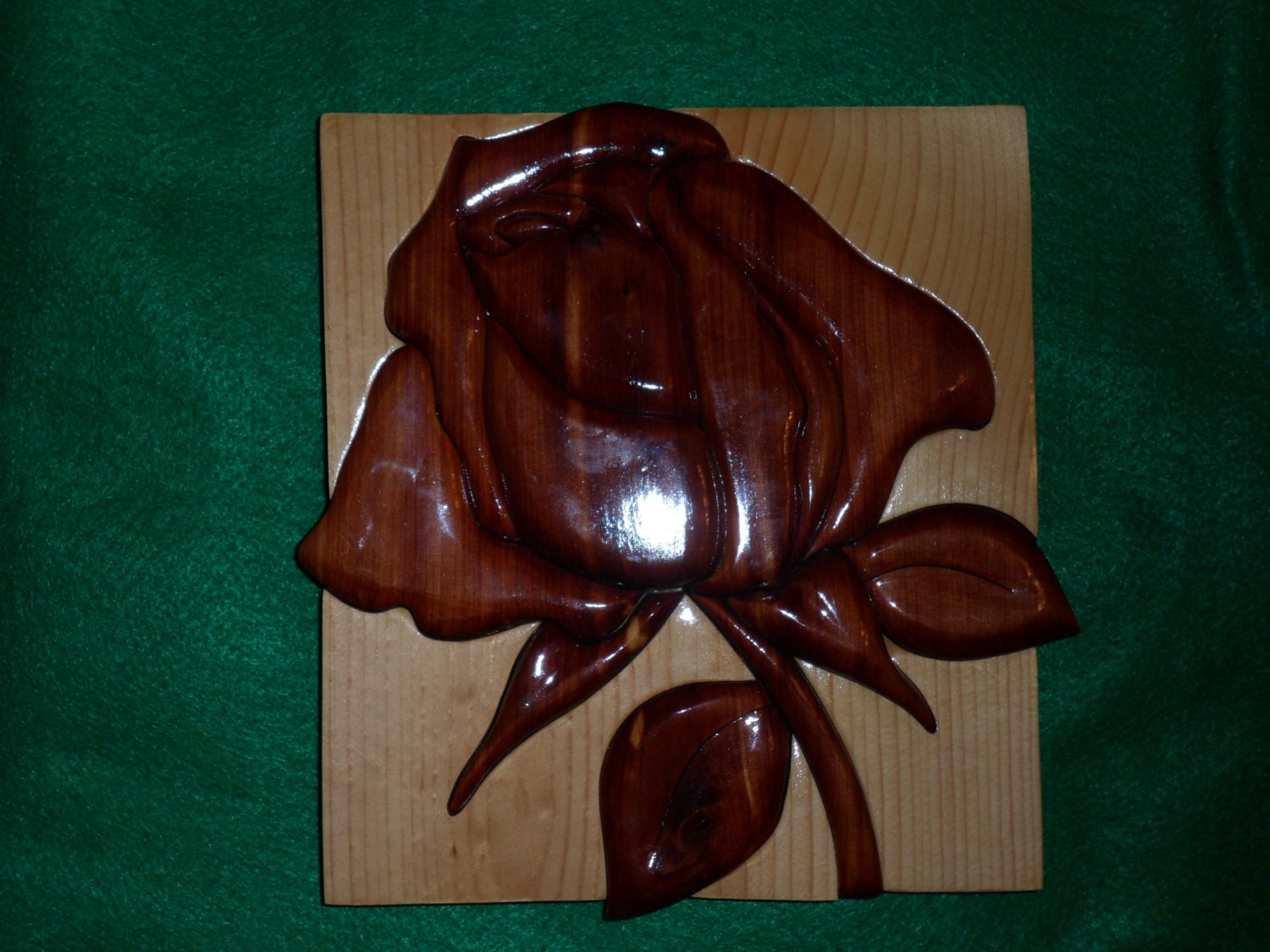 intarsia rose