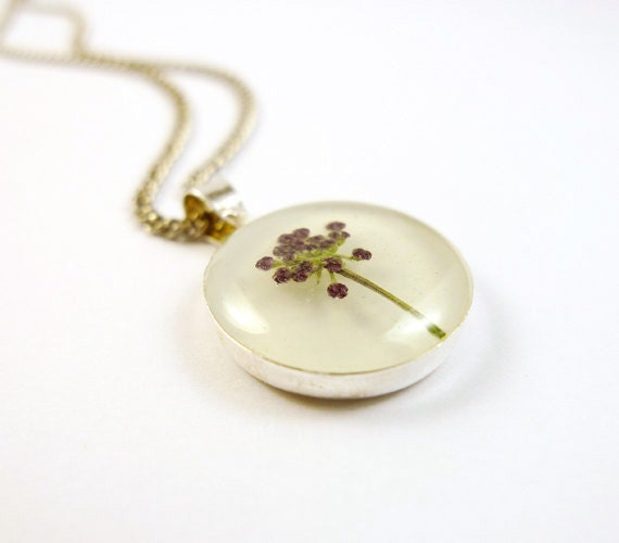 Pressed Flower Necklace - preserved nature - pressed flower jewelry for nafloweture lovers