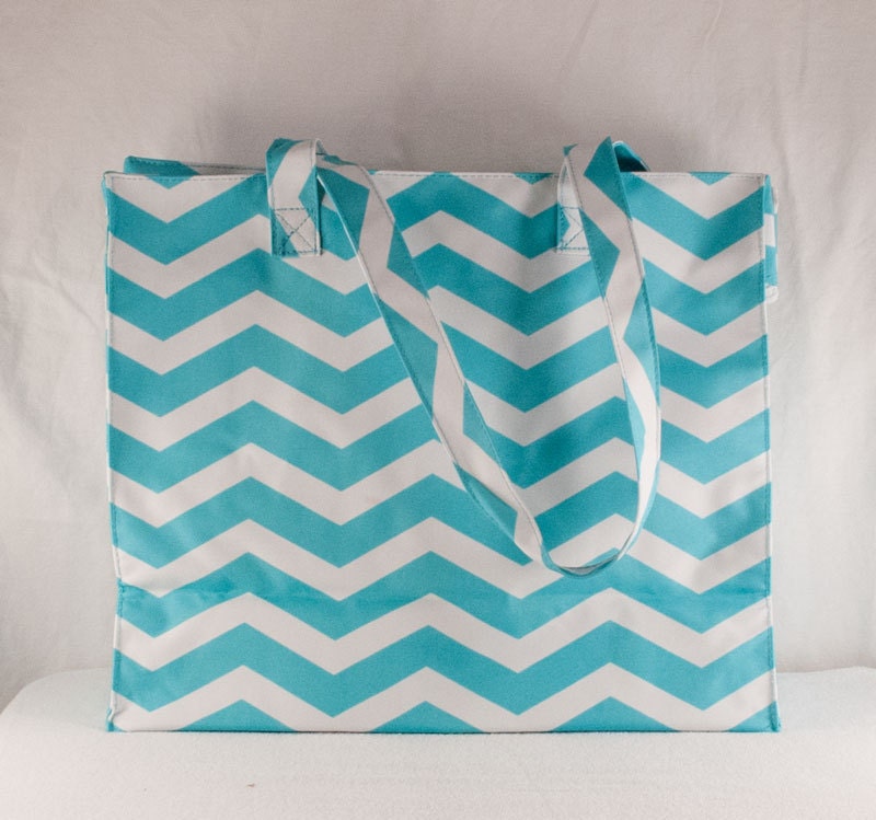 Personalized Zippered Chevron Tote Bag
