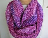 Cowl, Neckwarmer, Infinity Scarf in Pure Merino Wool, Super Soft with Pink and Purple Colors