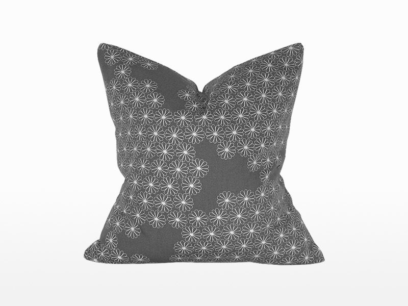 18" x 18" Decorative Throw Pillow / Accent Cushion Cover (Indoor) (Grey and White Floral)