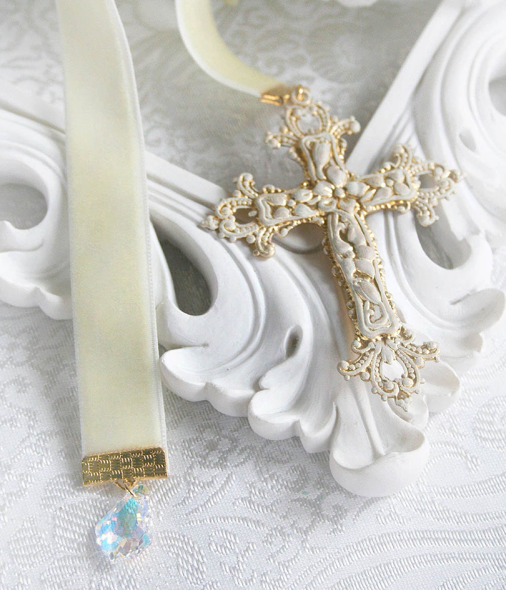 TRUST in the LORD Victorian style Christian cross bookmark on velvet ribbon, Christian gift, baptism gift, confirmation gift