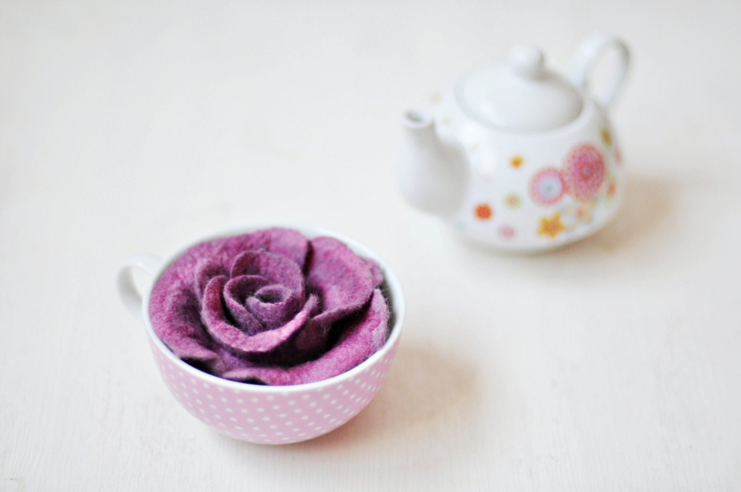 Ready to ship - Violet flower brooch - Bonjour - With paper box - Wool Silk - Violet, Orchid, Plum handmade accessory