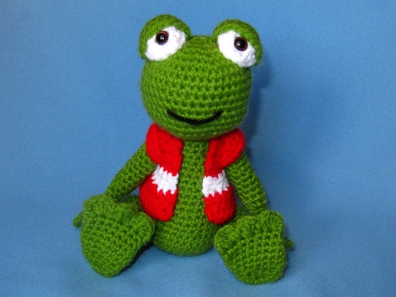 My Friend Frog Hugo Amigurumi Crochet Pattern / by DioneDesign