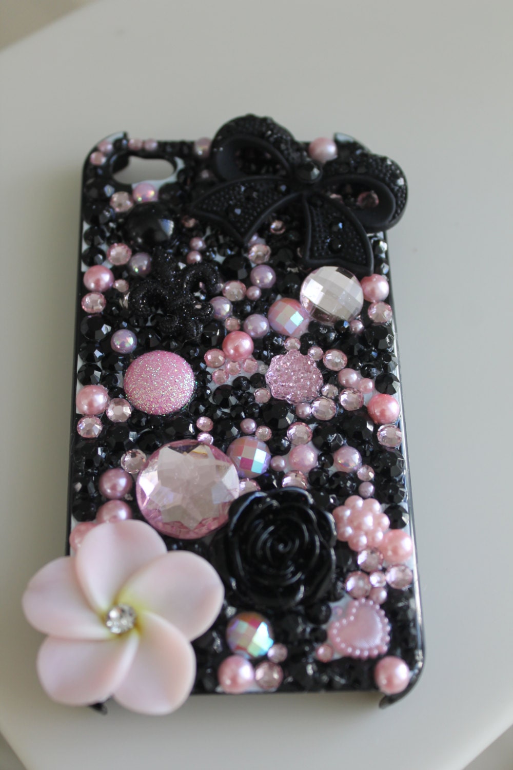 Pink and black iphone 4/4s case