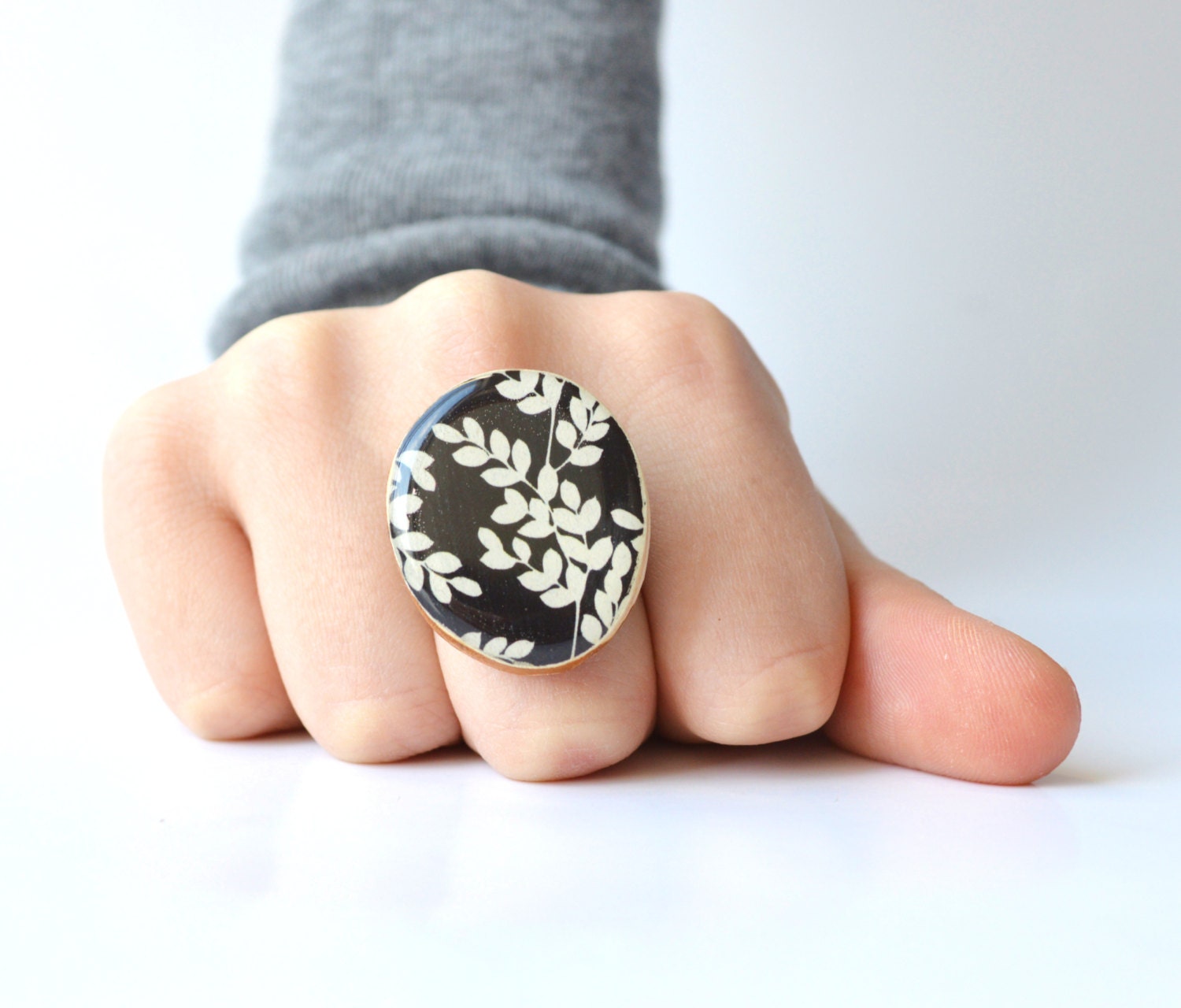 Black and White leaf Cocktail Ring black and white wood jewelry bridesmaid gift Starlight Woods wood ring modern jewelry eco friendly