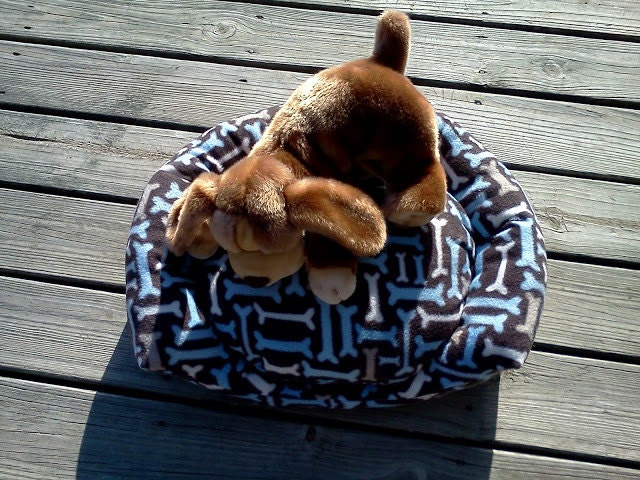 SALE Dog Bed: Fleece Dog Bed SALE Mocha and blue bone Fleece bed
