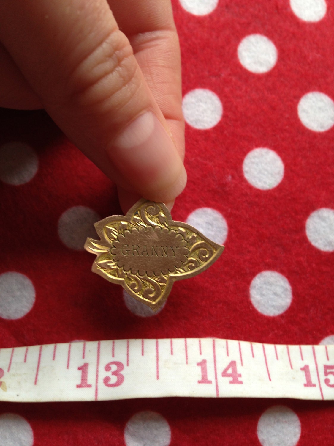 Rose Gold Front Ivy Leaf Granny Brooch