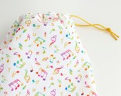 Music Note Gift Bags/ Music Birthday Party Bags / Fabric Goody Bags / Cloth Goodie Bags / Favors / Treat Bags / 6.25 x 9.5 inches / Set of 5