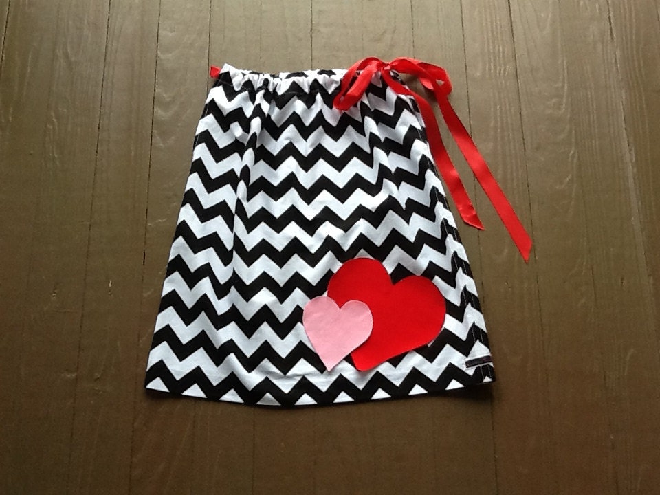 Custom boutique children's clothing. Girls black white chevron Valentine pillowcase dress. Pink red heart applique. By EverythingSorella