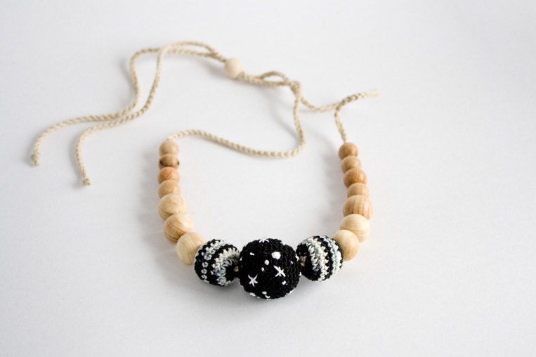 Starry Night Nursing Necklace / Teething Necklace, Breastfeeding - Galaxy, Stars, Universe, Black, White, Space Jewelry for Babywearing Mom