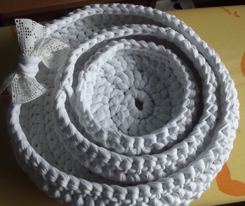 Set of three white crochet bowls, handmade from recycled cotton Zpagetti yarn