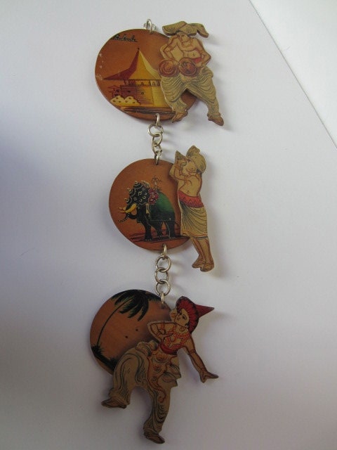 Sri Lanka Kitsch retro wall hanging Plaque