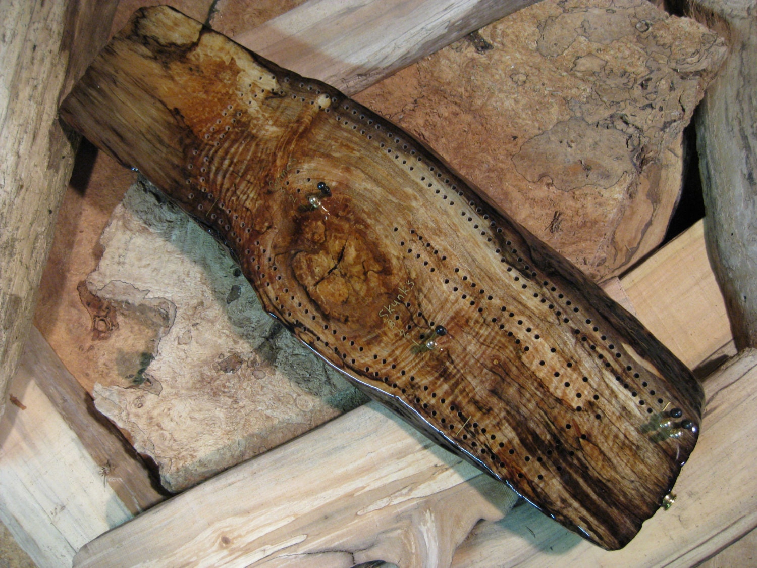 Special 7 Dollar shipping in US Driftwood Cribbage Board
