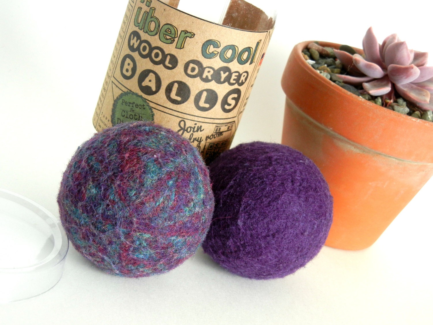 earth day, über cool wool dryer balls, purple and dusty blue, eco friendly housewares, gifts for her, spring cleaning, laundry,