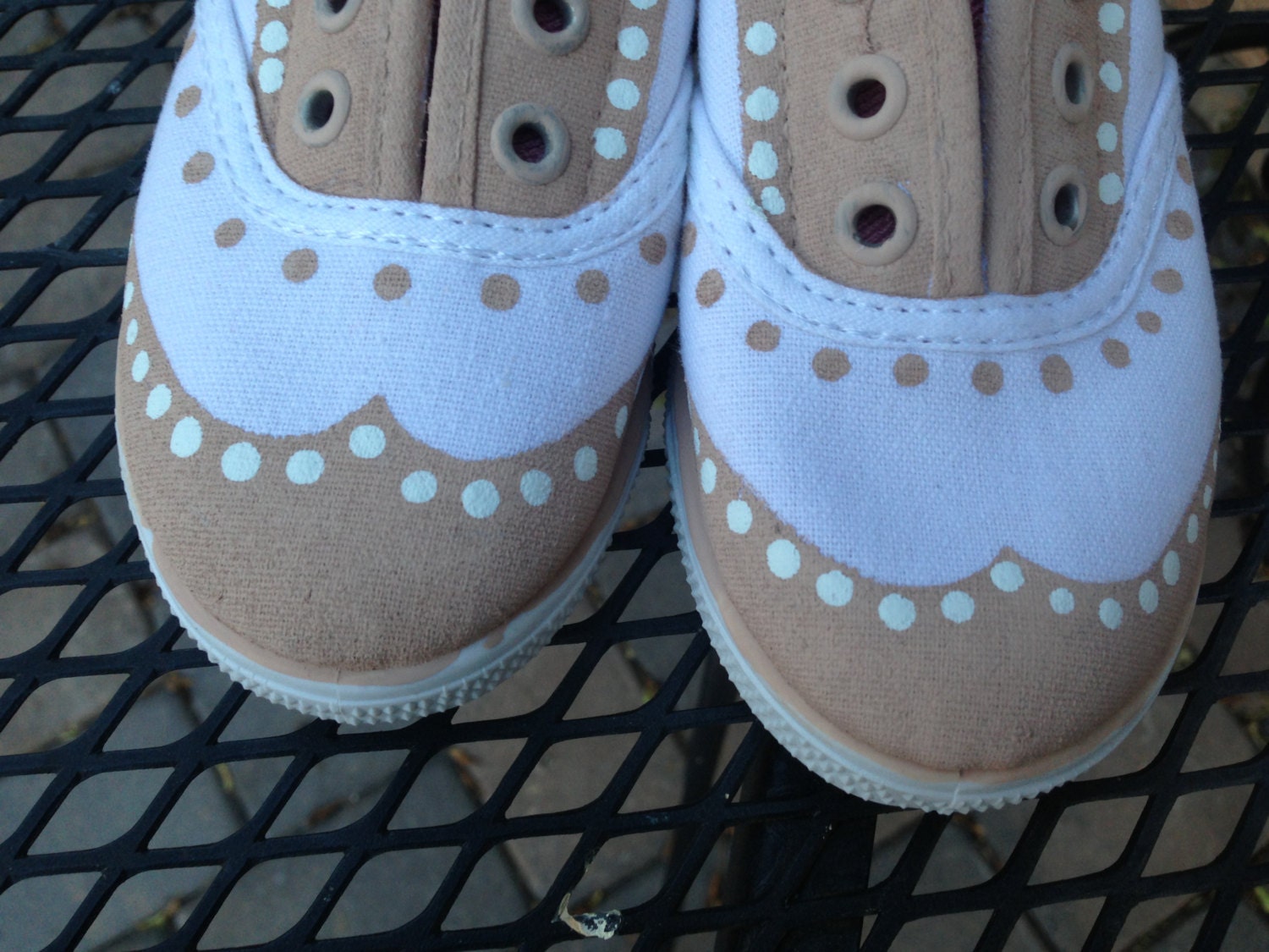 cute girls saddle shoe inspired painted brouge shoes - girls size 8