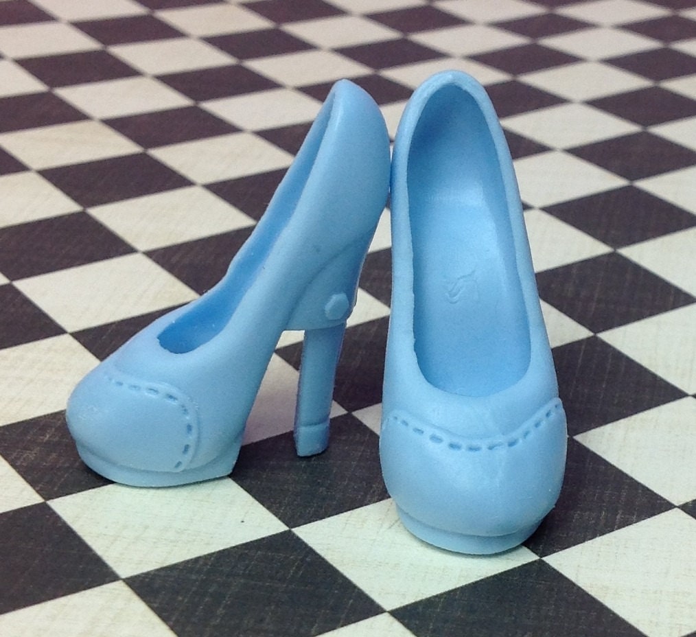 Light Blue Chunky Heel Monster High Shoes for Dolls - Dollicious Customs