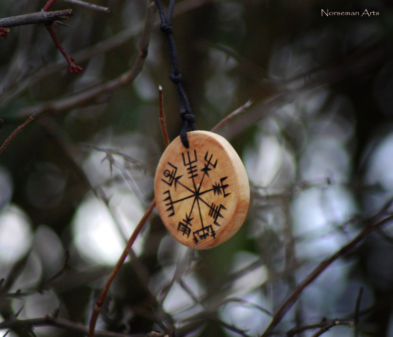 Runic Magic, Norse Compass - Vegvisir Pendant.