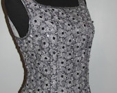 ADRIANNA PAPELL OCCASIONS // Silk Sequin Beaded Tank Top Sleeveless Formal Wedding Dance Flowers Floral Gray Silver Blue Size 10 Petite