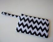 Black and White Chevron Bag,  Chevron Wristlet , Chevron Make Up Bag, Chevron Cosmetic Bag