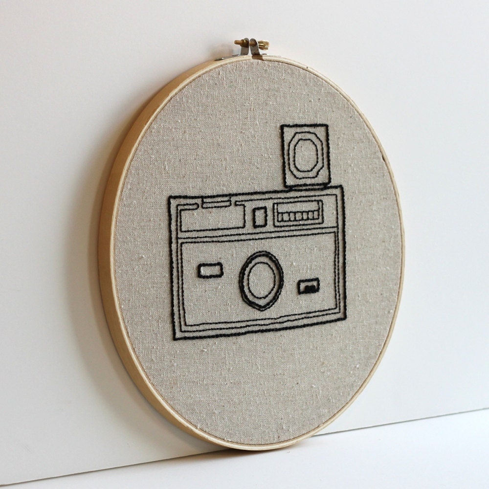 hand embroidered hoop - vintage camera