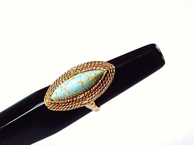 Vintage Marbled Turquoise Ring Oval Blue Stone Adjustable Size 6 7 8 Gold