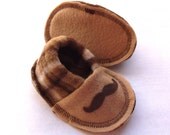 Baby Boy Shoes Mustache Infant Crib Shoes Slippers Felt Fleece Brown Plaid 0 3 6 9 months Baby Booties Infant Clothing