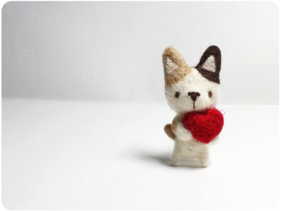 Pudding Cat - needle felted wool brooch, crystal bead