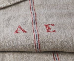 Beautiful Vintage  Grain sack, so chic