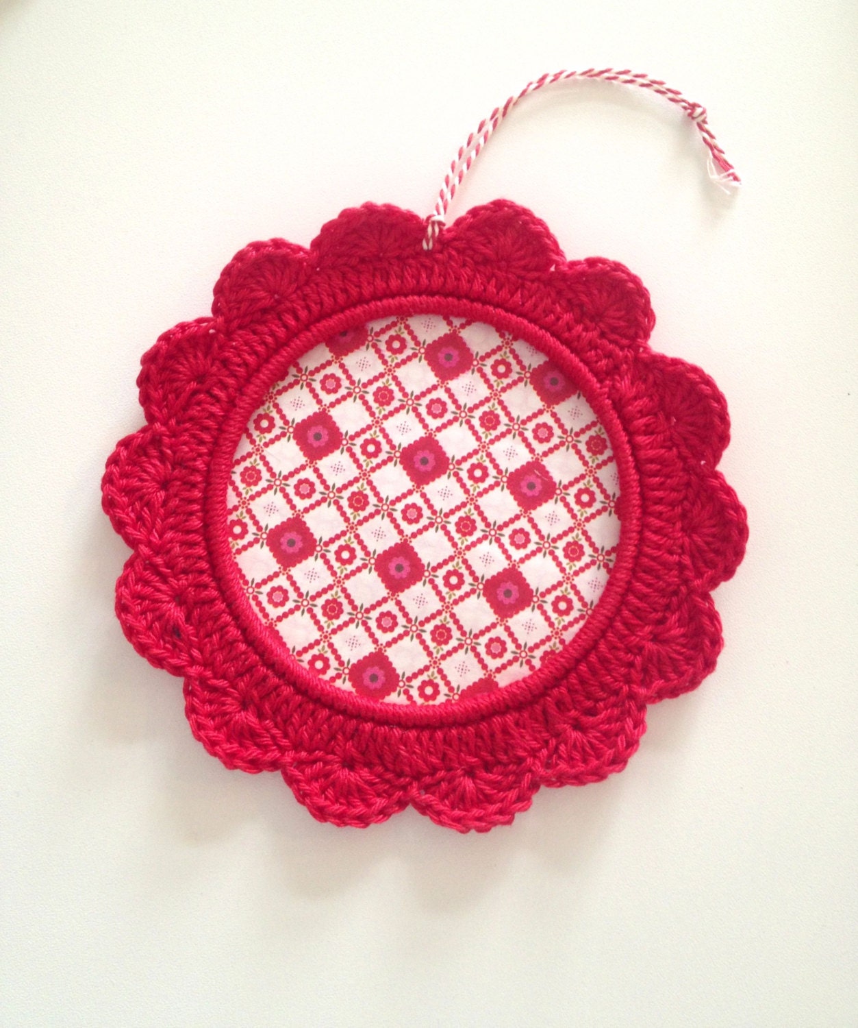 Crochet Photo Frame  XL RED