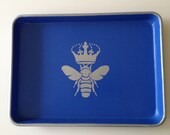 M silver queen bee royal blue tray