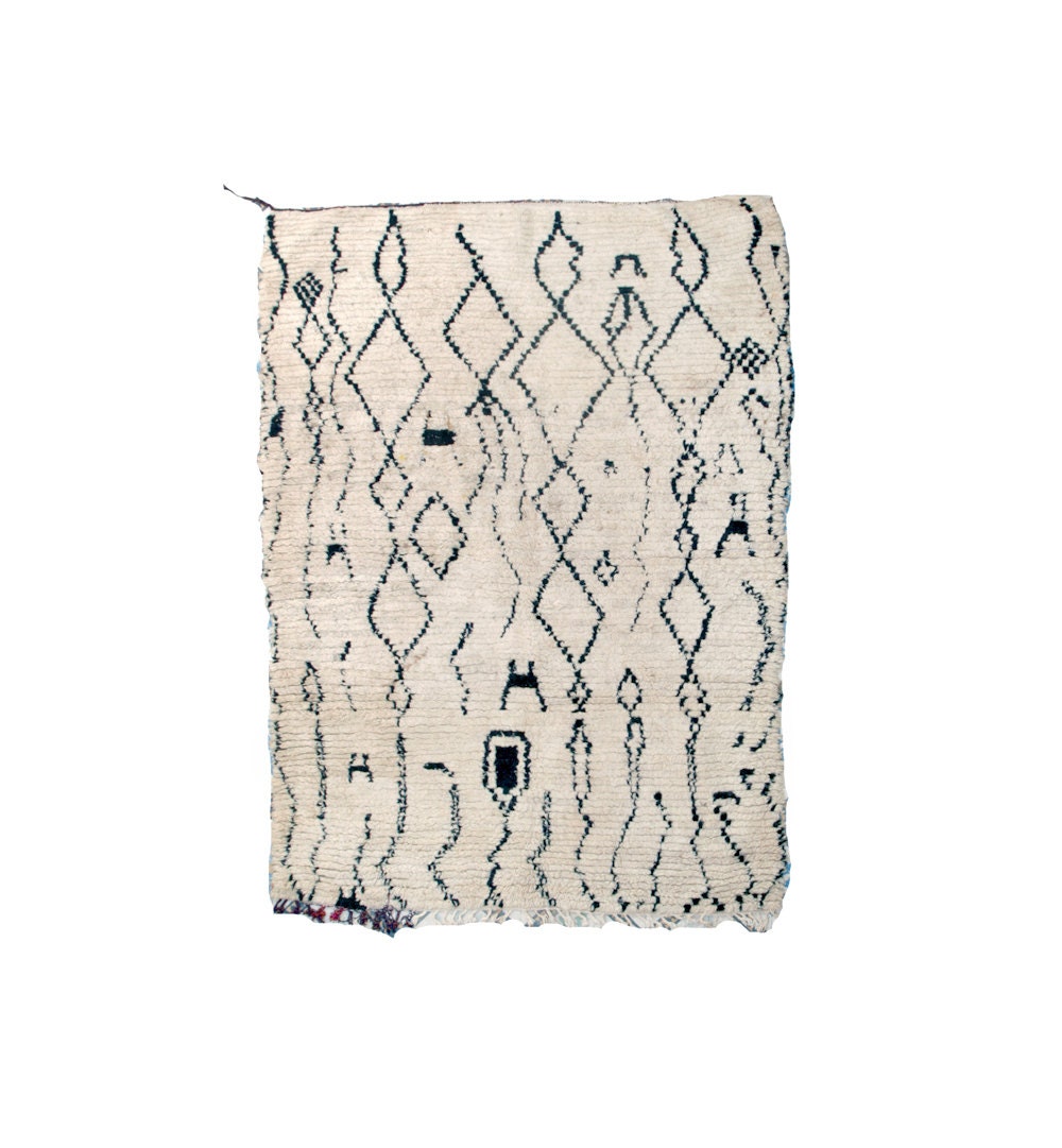 Moroccan Tribal Rug. Mid Century Modern Wall Art. Abstract Painting Rug. White Black Beni Ourain Quilt. Danish Pottery Compliment.