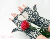 Heart Fingerless Gloves Fleece