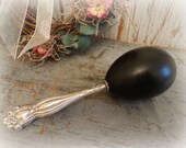 FREE shipping / 1897 antique victorian darning egg / sterling silver handle / EPSTeam