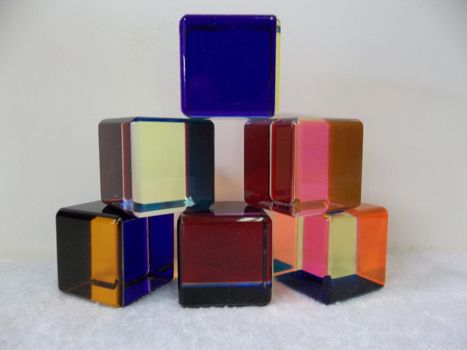 SIX Vintage Lucite Cast Acrylic Mid Century Modern Vasa Mihich Cubes 578 - ModernArtObsessed