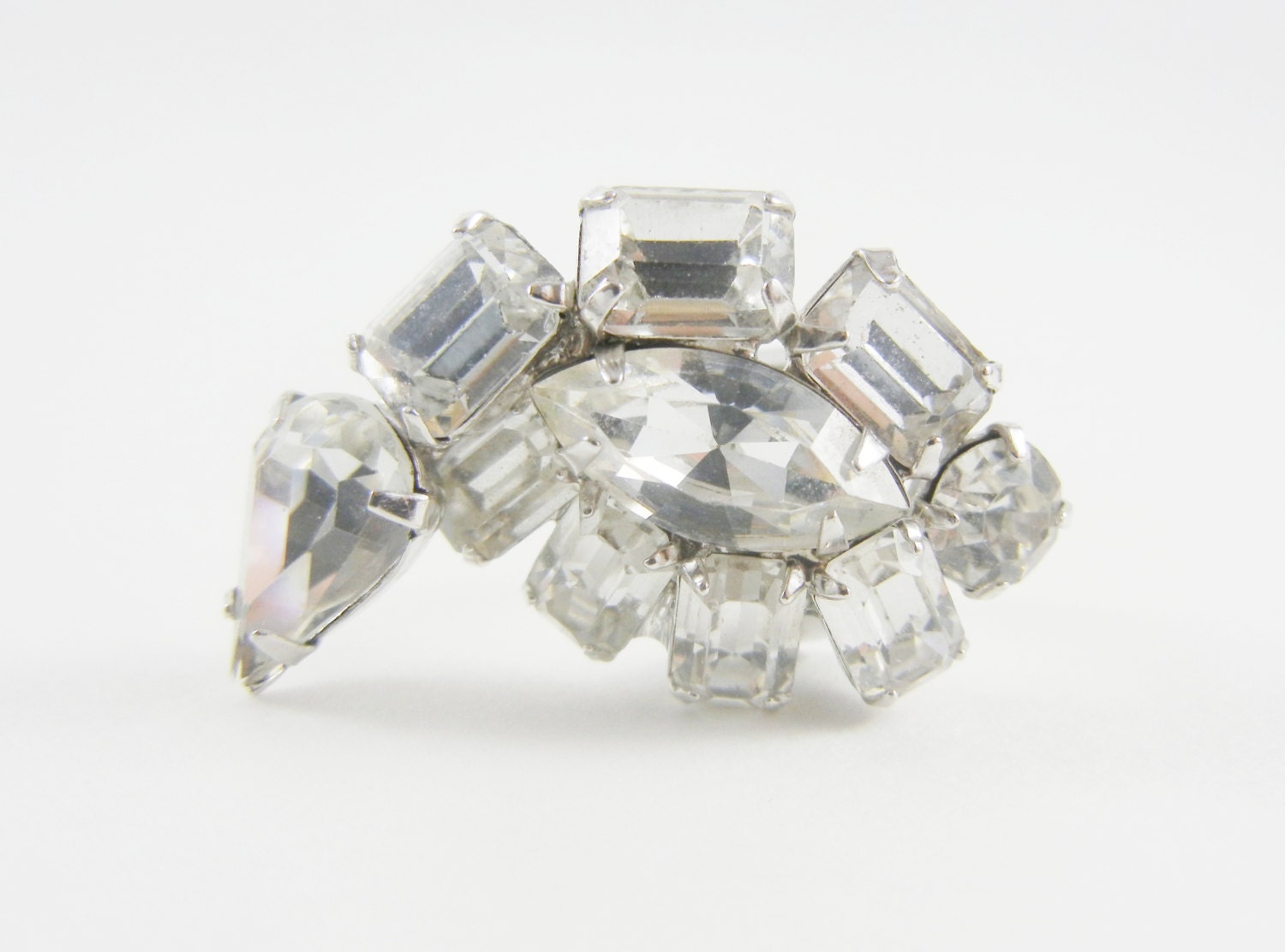 The Alyssa Ear Cuff - Handmade Original 1950s Bold Silver Rhinestone Ear Cuff