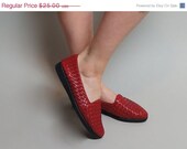 SPRING SALE 90s Bright Red Leather Woven Loafers// Moccasins  Size 8