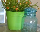 Aqua Blue Quart IDEAL Ball Canning Jar with wire closure lid Glass vase container canister candle holder