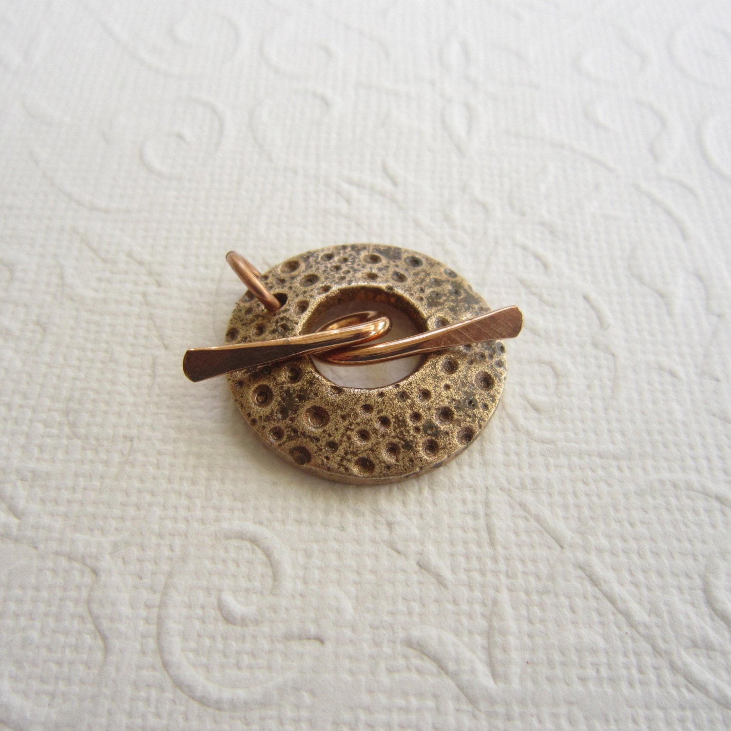 Sea urchin clasp, Handmade toggle clasp, round toggle clasp, 2cm bronze toggle clasp - 1