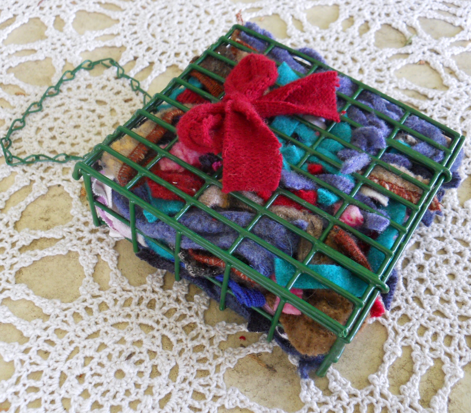 Recycled Sweater Wool Cashmere Colorful Hanging Bird Nest Filler Garden Unique Gift Outdoors