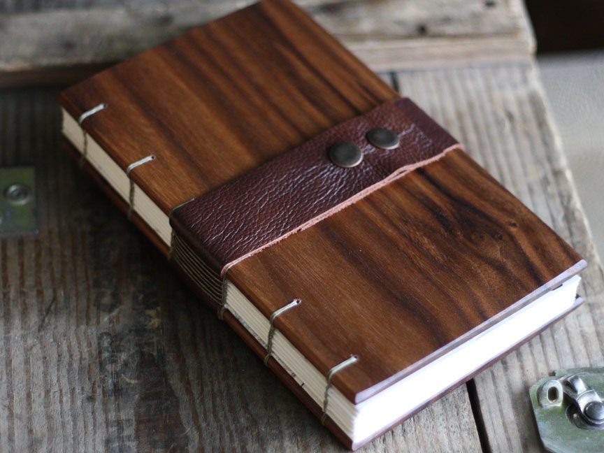 Walnut album with recycled leather strap