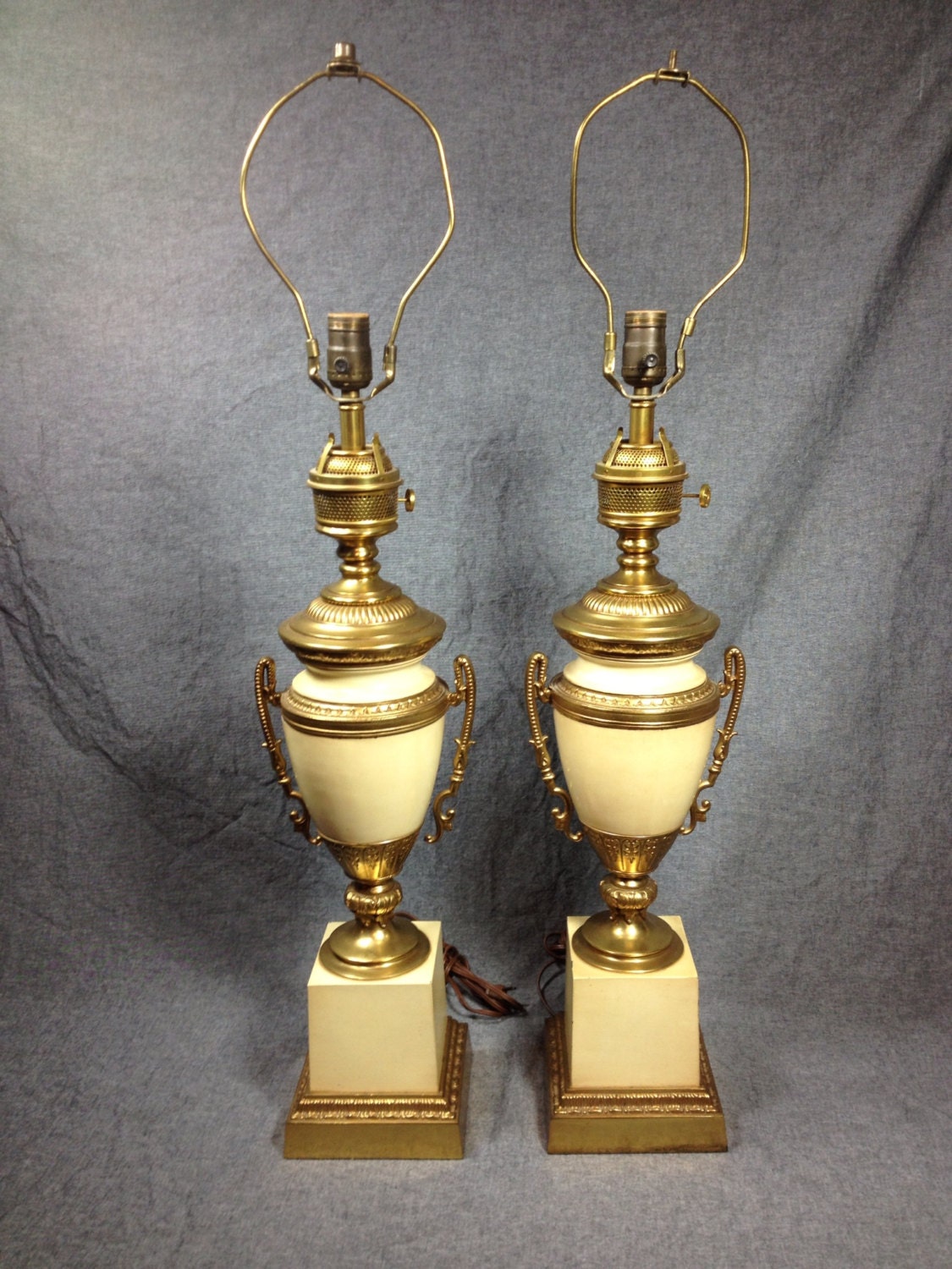 Pair Frederick Cooper Vintage Mid Century Hollywood Regency Trophy Urn Table Lamps