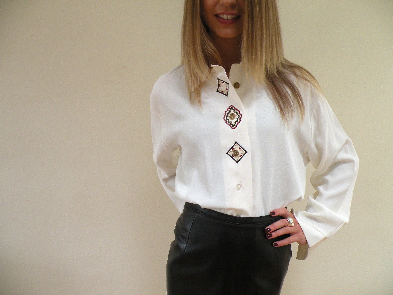 retro 70s 80s Art Deco Button Up