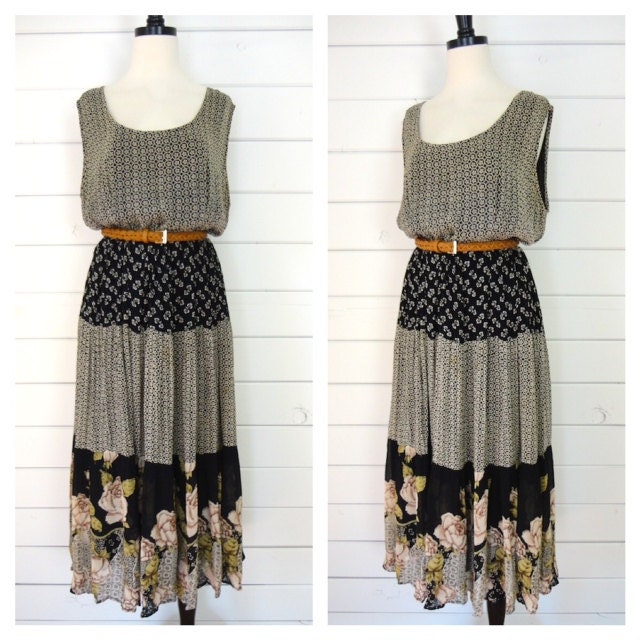 VTG 90s Grunge Nostalgia multi floral maxi dress- Size M // L