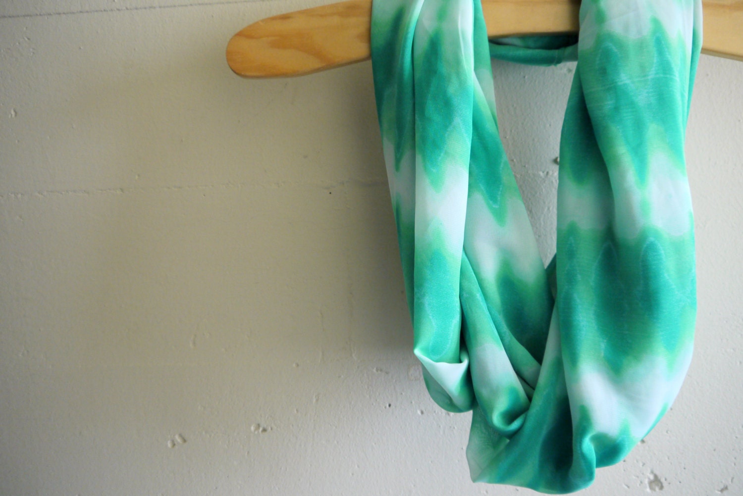 Infinity Scarf Circle Scarf - Fading Green