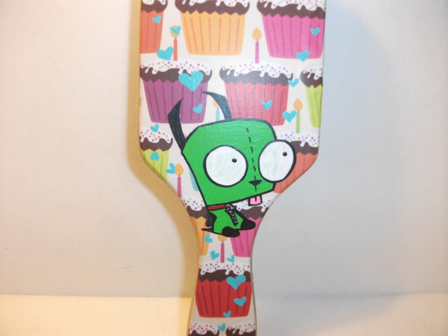 Gir Loves Cupcakes- Wooden Pin Paddle Hair Brush- Invader Zim Fan Art- Hand Painted and Papered