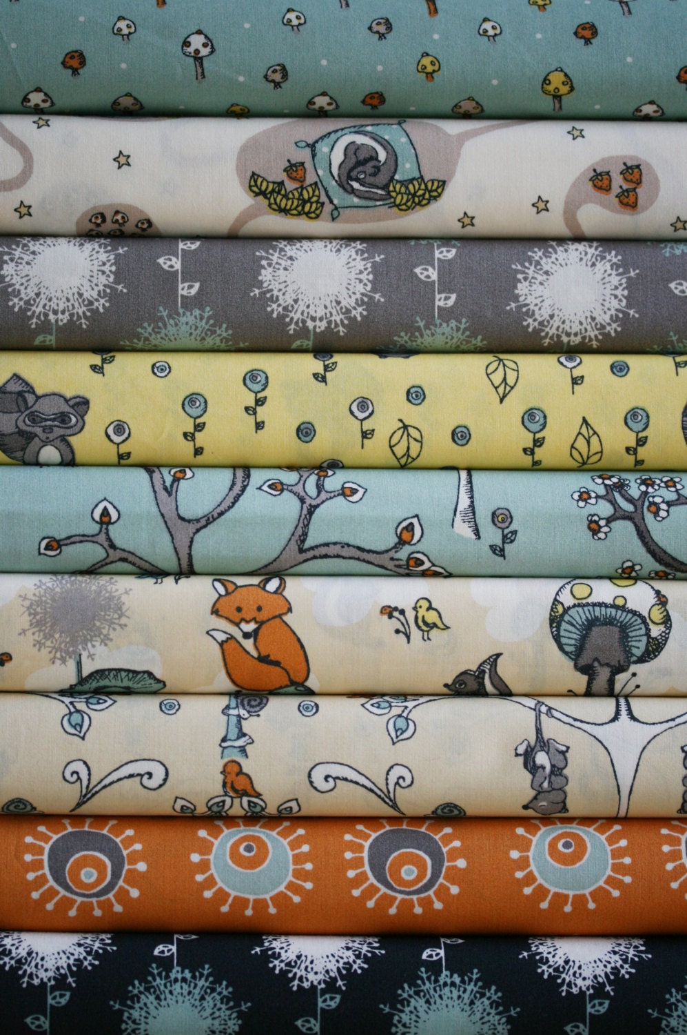 one metre of birch fabrics' organic cotton 'scamper' collection