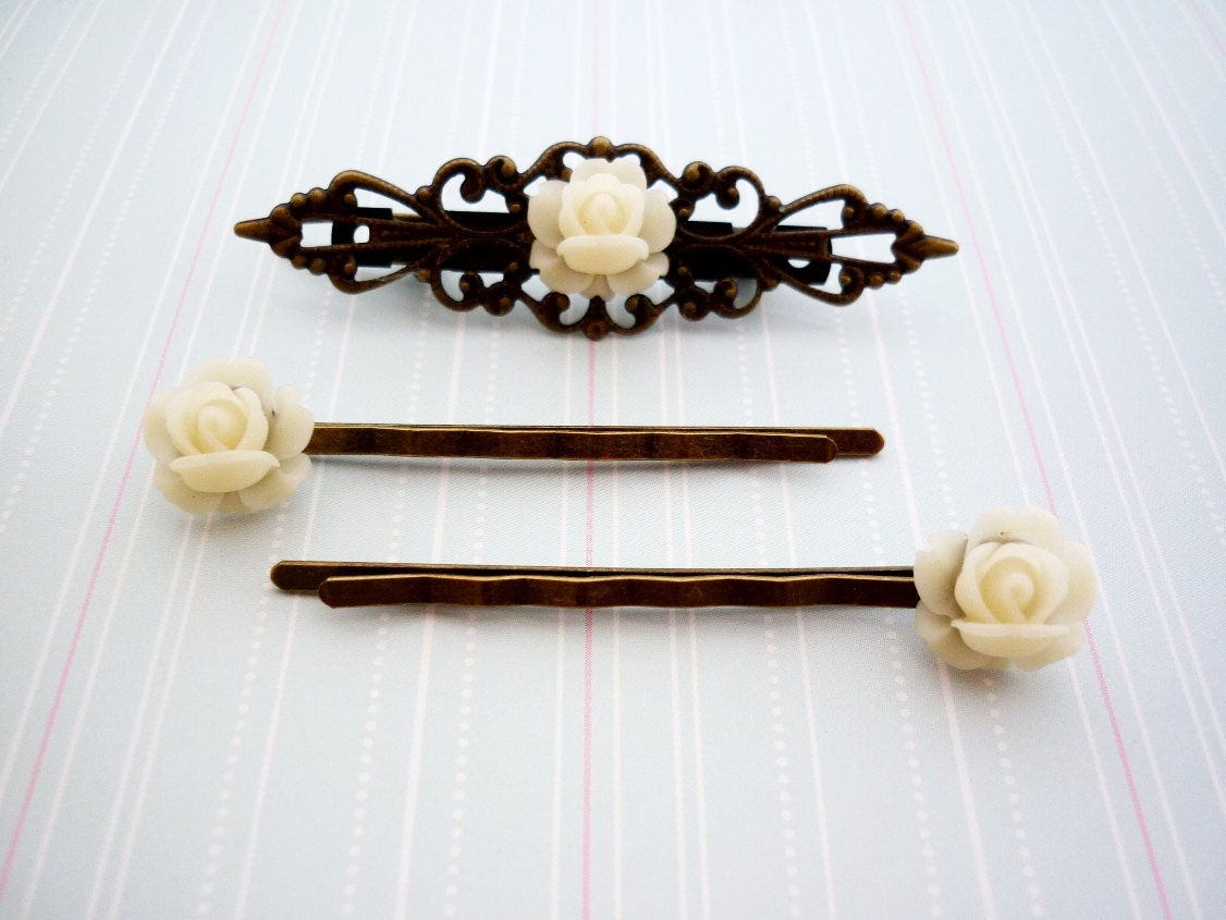 Vintage Wedding Bridal Hair Accessories, Milky White Floral Details, Filigree, Pastel Wedding, Cream Rose Flower, Brass, Bronze