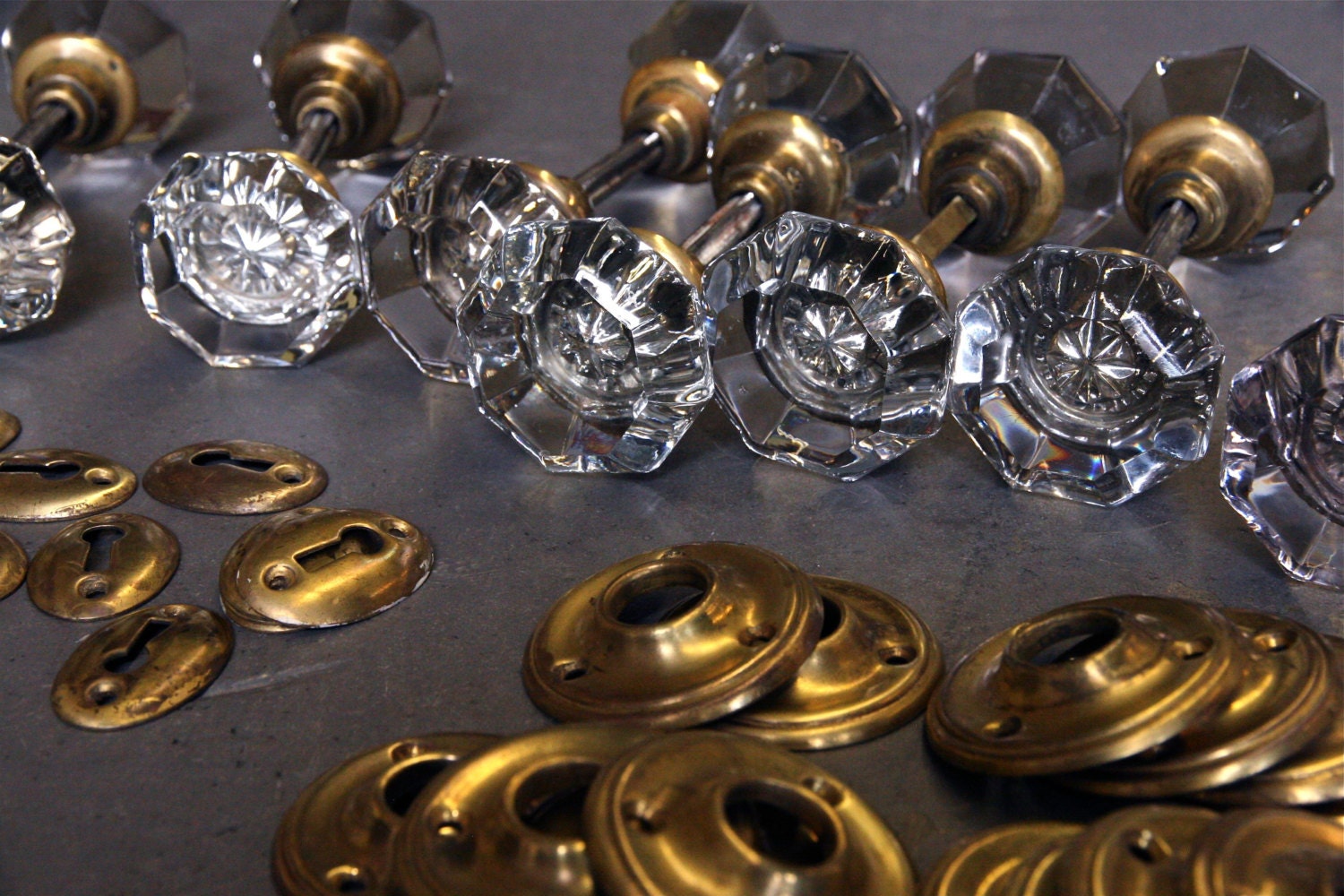 14 Glass Door Knobs, 14 Rosettes and 14 Keyhole Covers/Escutcheons - Enough For 7 Doors
