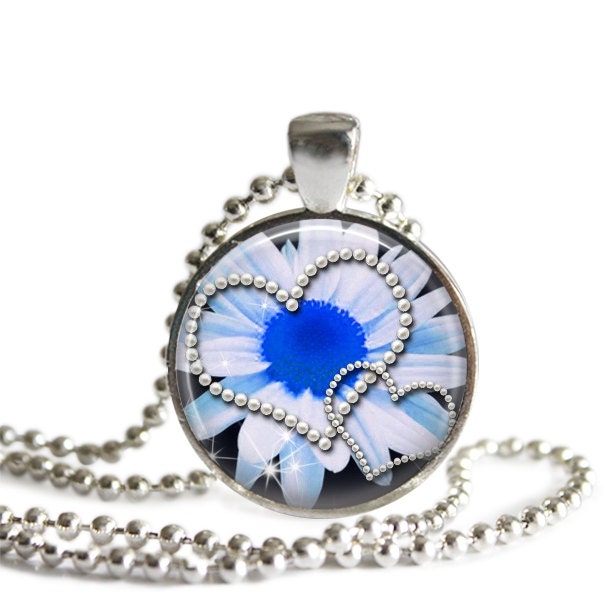 Pearly Hearts Glass Pendant